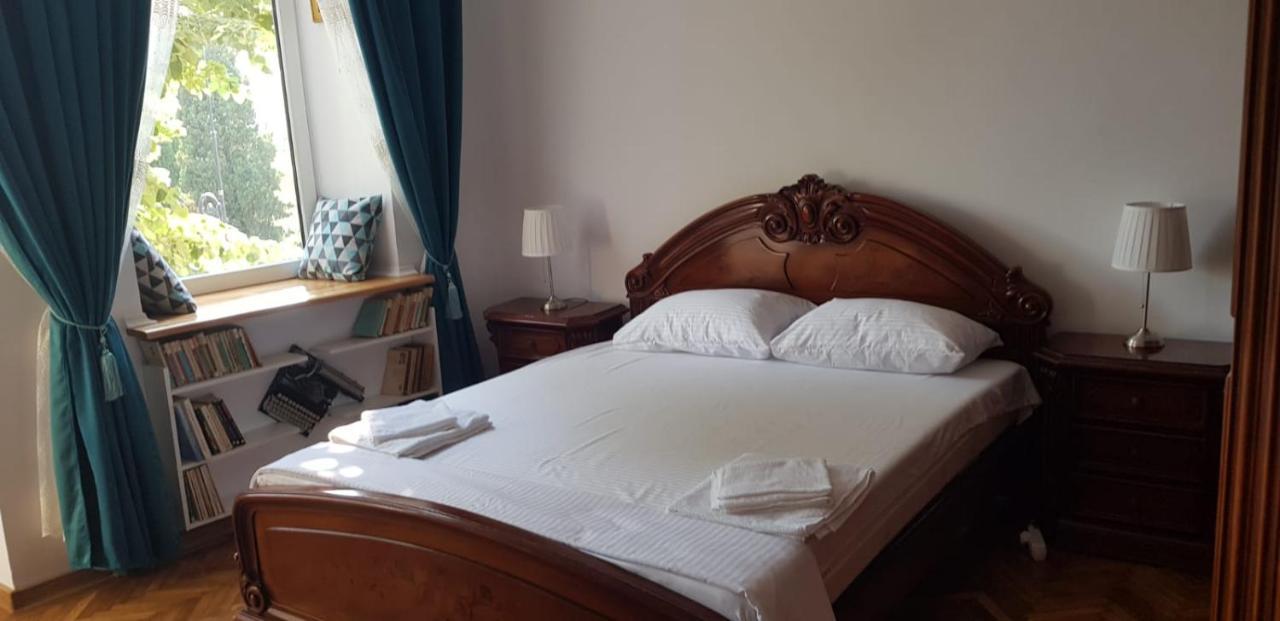 Interbelic Km0 Apartment คอนสตันซา ภายนอก รูปภาพ